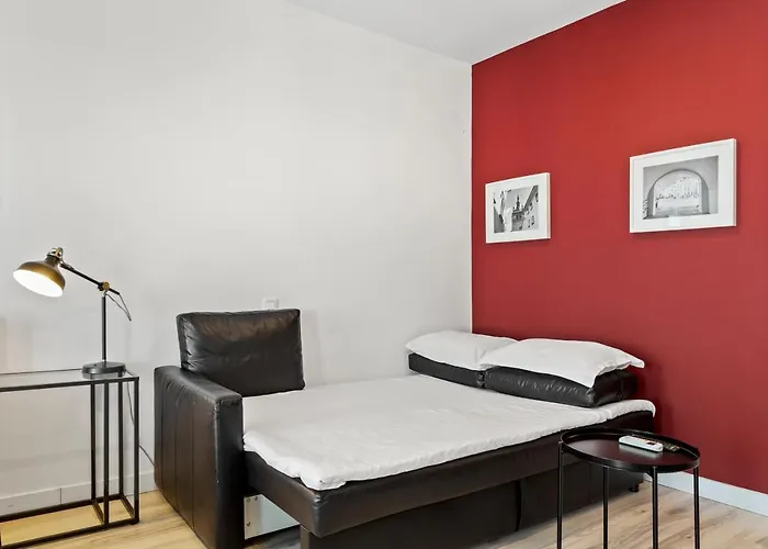 Aquarius: Upscale Flat In The Heart Of Bucharest!
